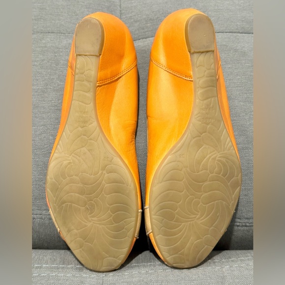 Milano leather wedge heel with peep toe - Picture 5 of 6